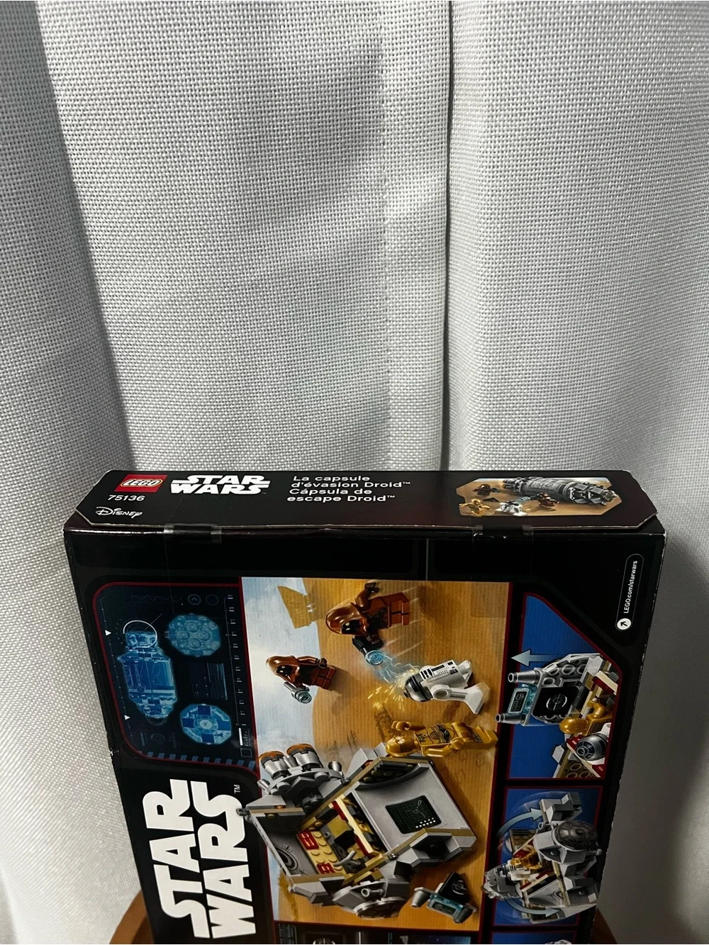 LEGO Star Wars 75136 Droid Escape Pod R2-D2 C-3PO Jawa Set Retired New DAMAGED B